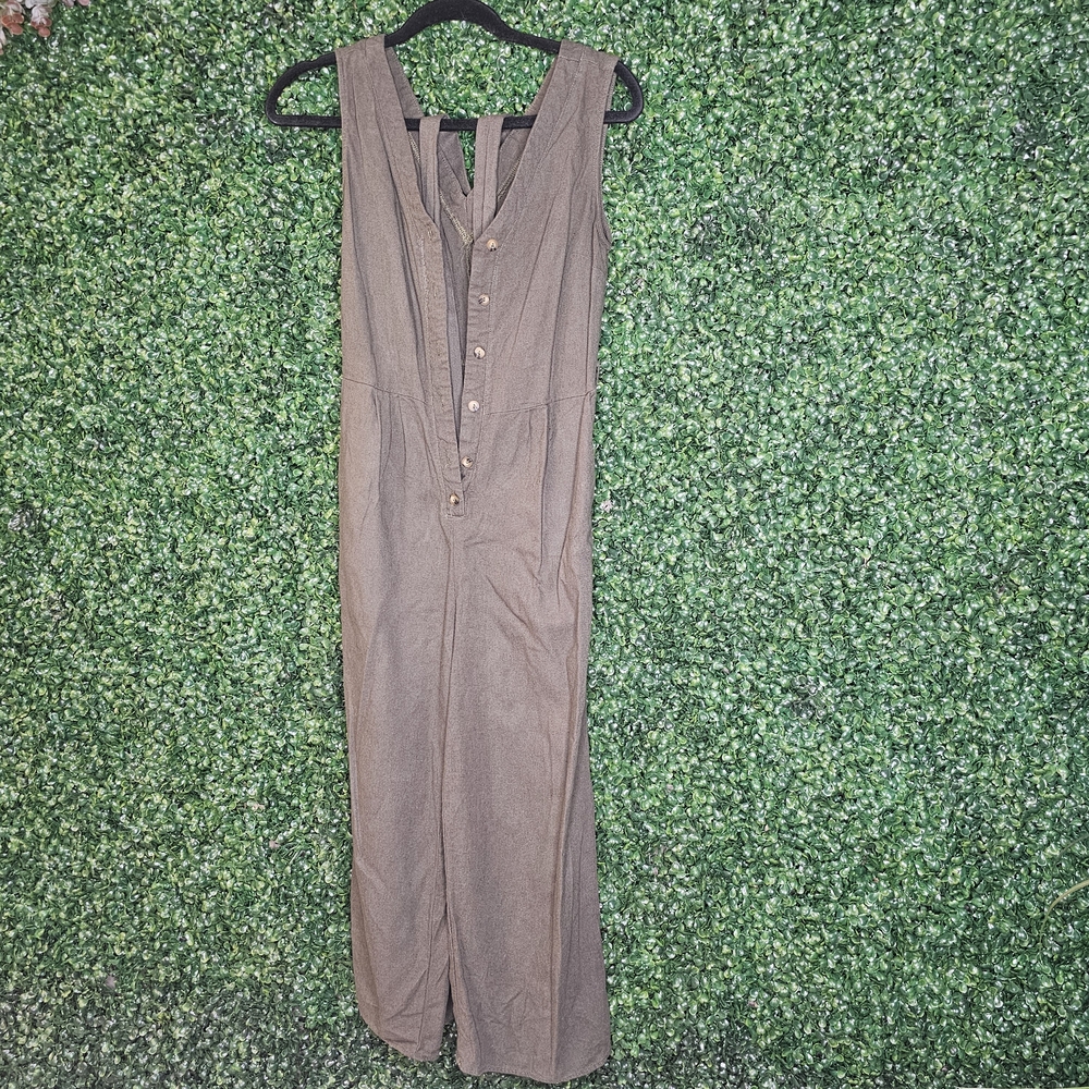 Gilli Olive Button-Up Jumpsuit